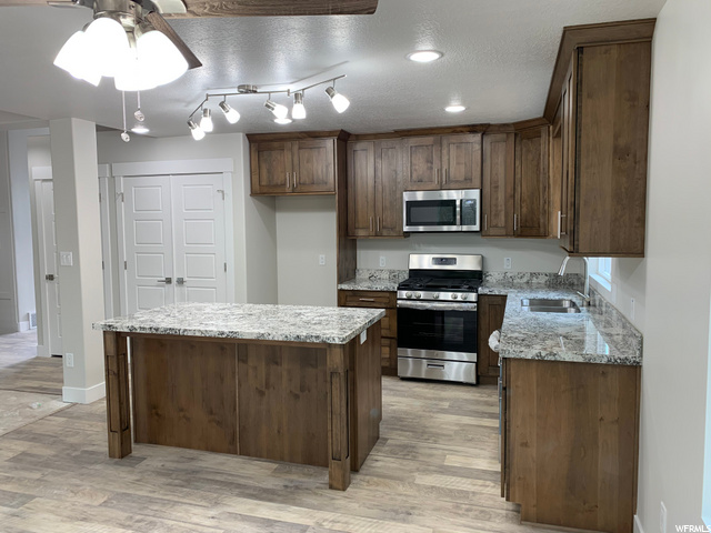 1157 E Benchview Dr, Ogden, UT 84404 — photo 8