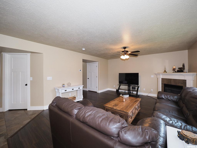 987 Mountain Shadow Dr, Layton, UT 84040 — photo 6