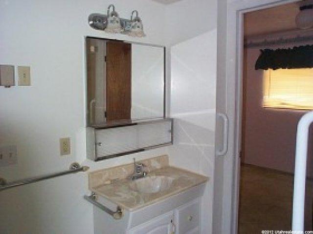 122 N 200 E, Preston, ID 83263 — photo 4