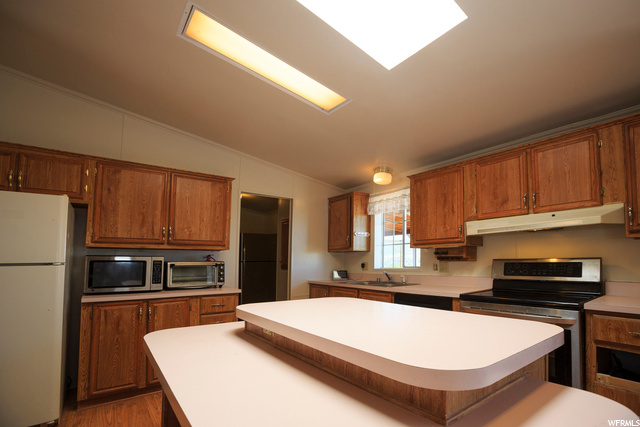 706 E Cottontail Rd, Central, UT 84722 — photo 4