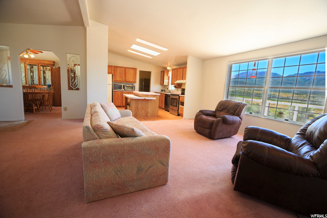 706 E Cottontail Rd, Central, UT 84722 — photo 3