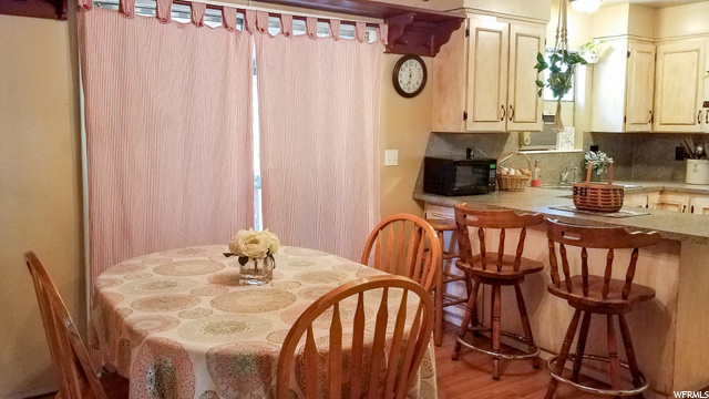 164 S Center St, Hyrum, UT 84319 — photo 3