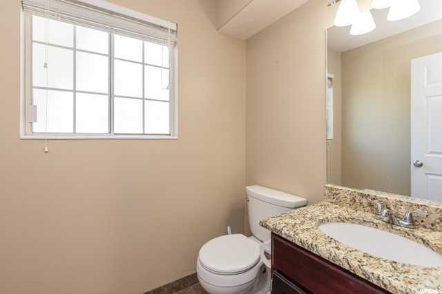 2198 E 3225 N, Layton, UT 84040 — photo 9