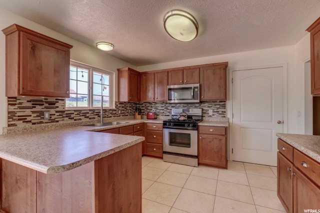 185 E 100 S, Ivins, UT 84738 — photo 6
