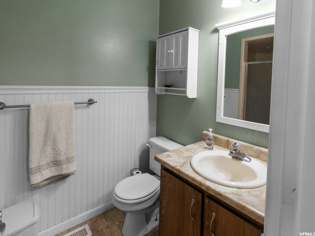 660 E 2200 N, North Logan, UT 84341 — photo 10