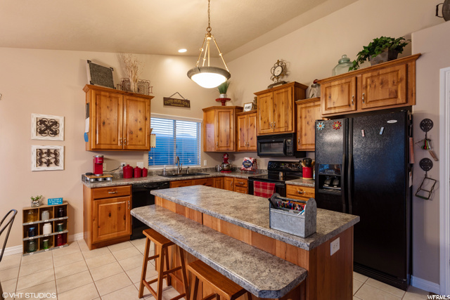 762 W 910 N, Clinton, UT 84015 — photo 5