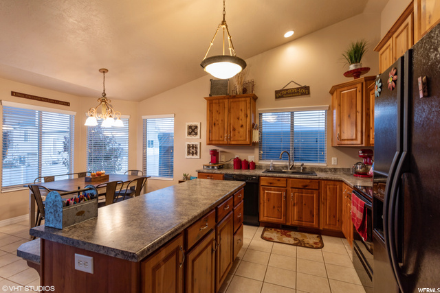 762 W 910 N, Clinton, UT 84015 — photo 7