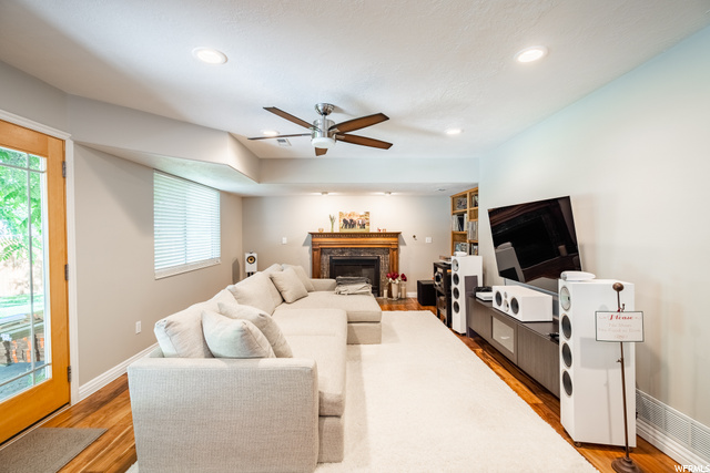 8378 S Sycamore Tree Cv E, Sandy, UT 84094 — photo 5