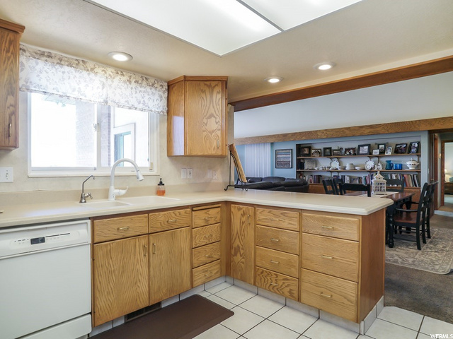 687 E 3350 N, Ogden, UT 84414 — photo 10