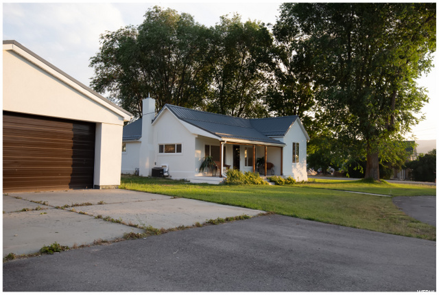85 W Center St, Mona, UT 84645 — photo 4