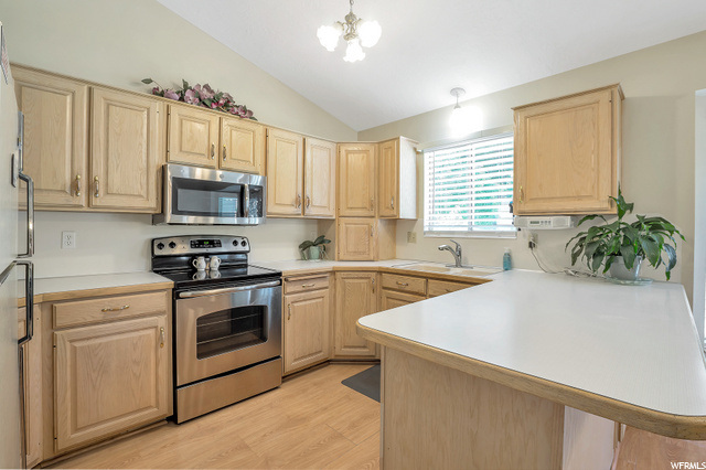 293 E 475 S, Kaysville, UT 84037 — photo 5
