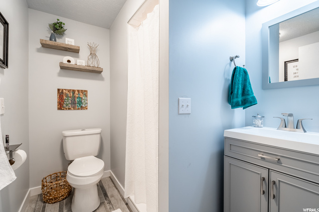 596 W 950 N, Clearfield, UT 84015 — photo 12