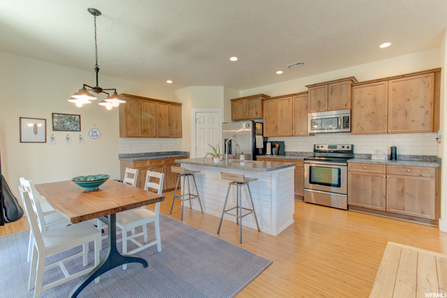 281 W 680 N, Centerville, UT 84014 — photo 5