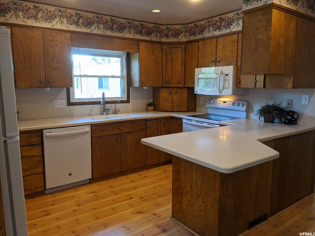1332 N Main St, Centerville, UT 84014 — photo 10