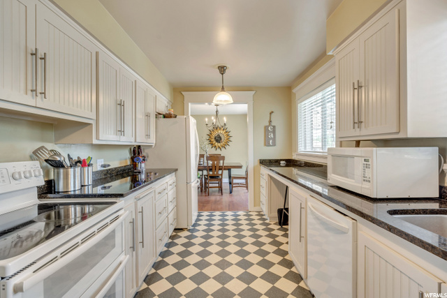 205 E 900 N, Bountiful, UT 84010 — photo 8