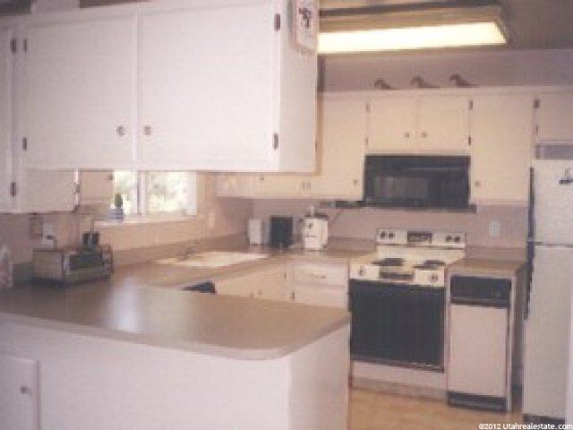 8324 S 1390 E, Sandy, UT 84093 — photo 5