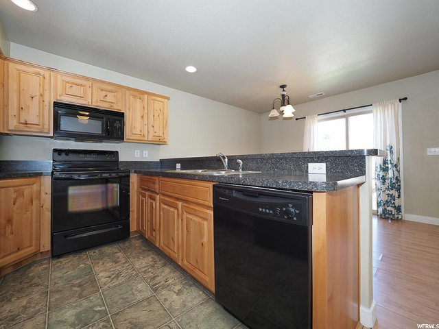 158 Evans Loop, Layton, UT 84041 — photo 9