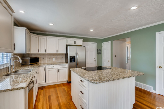 1694 N 2615 W, Clinton, UT 84015 — photo 11