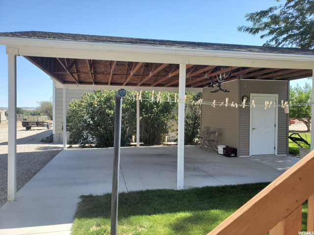 310 E Molen Rd S, Ferron, UT 84523 — photo 3