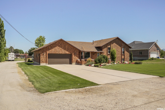 3072 W 1800 N, Clinton, UT 84015 — photo 2