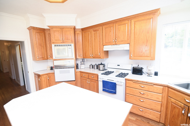 205 S Eastridge Ln E, Logan, UT 84321 — photo 9