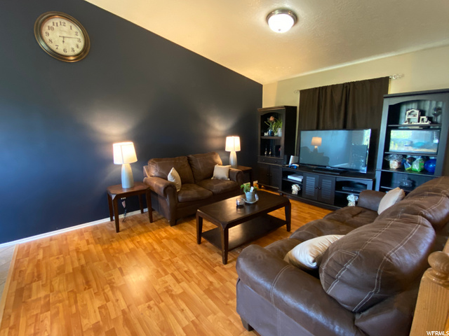 1582 W 1950 N, Clinton, UT 84015 — photo 2