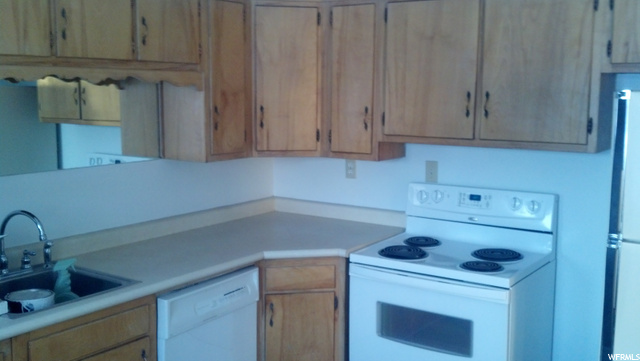 276 E 100 N, Mt Pleasant, UT 84647 — photo 4