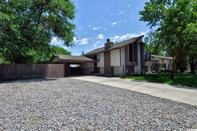 8061 S 1475 E, Sandy, UT 84093 — photo 2