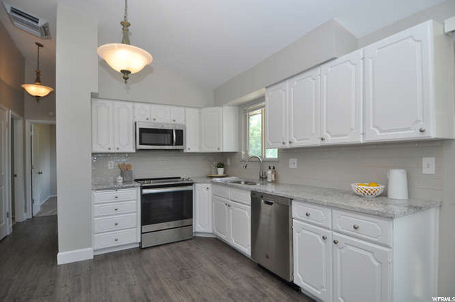 8061 S 1475 E, Sandy, UT 84093 — photo 12