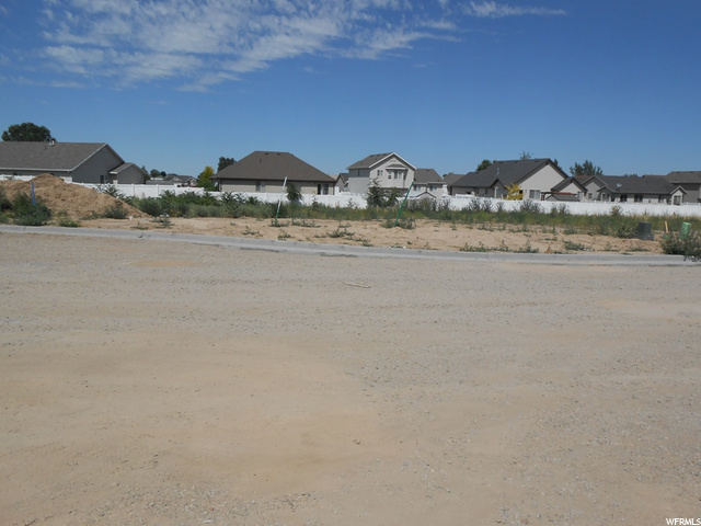 1348 N 2275 W #12, Clinton, UT 84015 — photo 4