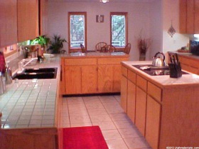 2804 Dimple Dell Rd, Sandy, UT 84092 — photo 2