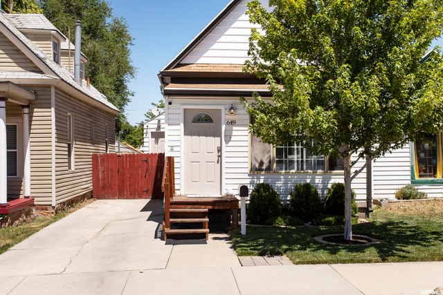 649 Hollywood Ave, Salt Lake City, UT 84105
