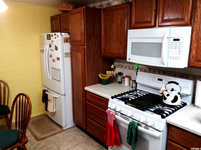 957 N Sapphire Dr E, Layton, UT 84041 — photo 4