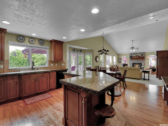 887 N 170 E, Kaysville, UT 84037 — photo 8