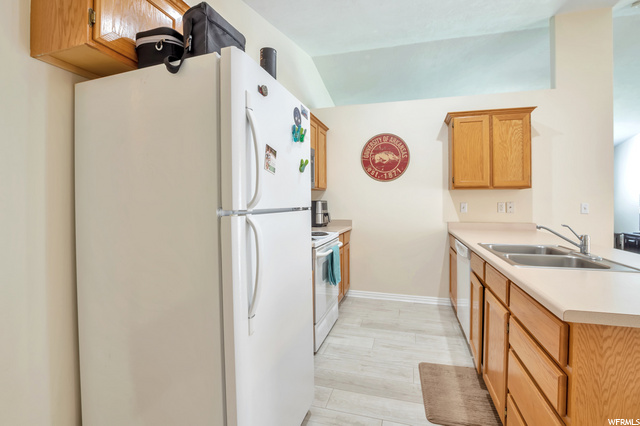 1060 N Sharp Mountain Cir E, Ogden, UT 84404 — photo 7