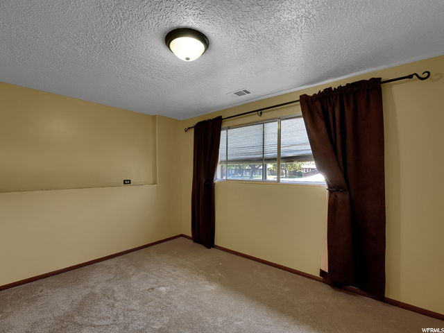 554 S Dixie St E, Layton, UT 84041 — photo 11
