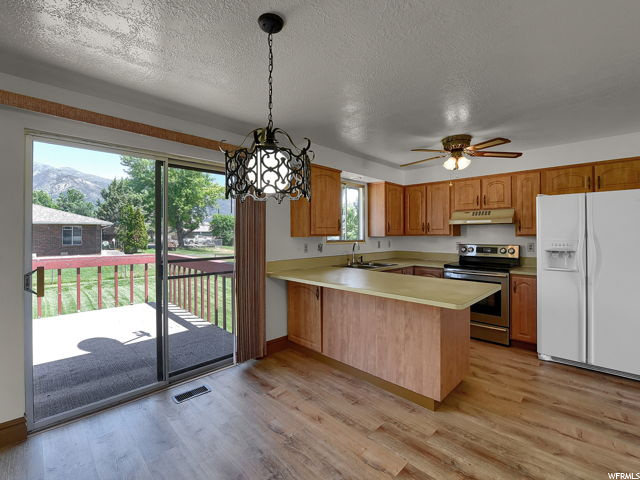 554 S Dixie St E, Layton, UT 84041 — photo 4