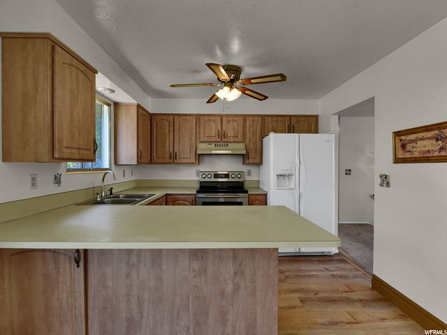 554 S Dixie St E, Layton, UT 84041 — photo 5