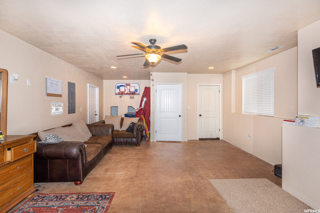 4928 W 5300 S, Hooper, UT 84315 — photo 10