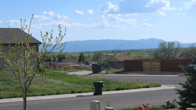 1841 E Saddleback, Enoch, UT 84721 — photo 6