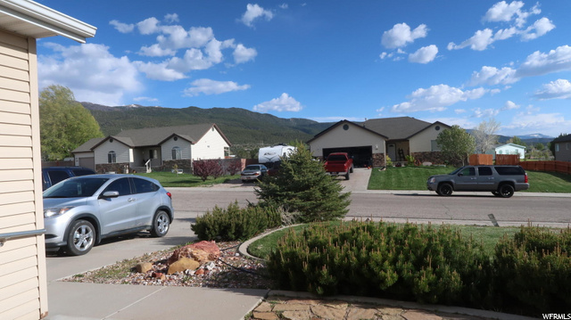 1841 E Saddleback, Enoch, UT 84721 — photo 4