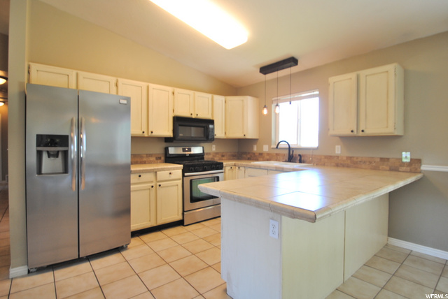 725 E 530 S, Smithfield, UT 84335 — photo 7