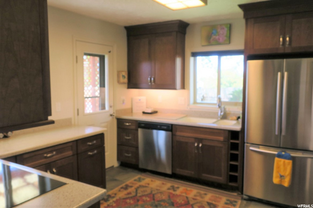 291 W Main St S, Bicknell, UT 84715 — photo 5