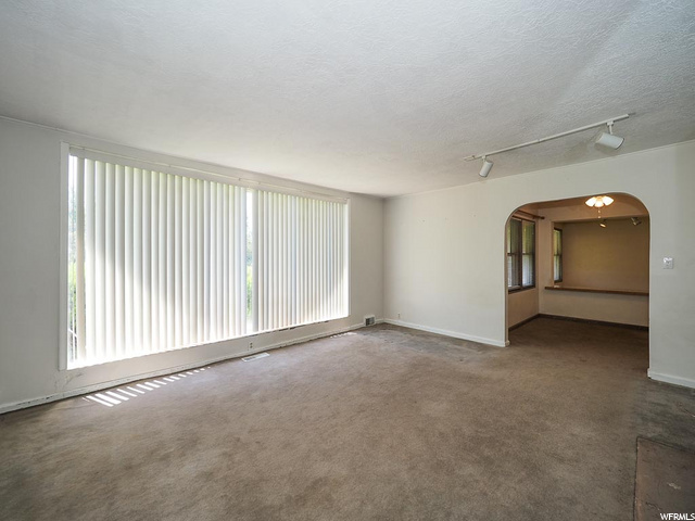 244 W Porter Ln, Centerville, UT 84014 — photo 9