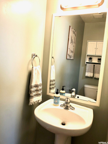 403 S 1320 E, Hyrum, UT 84319 — photo 8