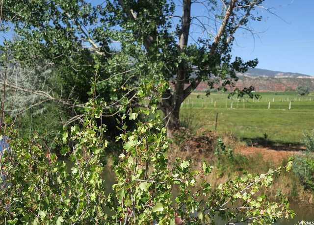 97 S 680 East St E, Torrey, UT 84775 — photo 7