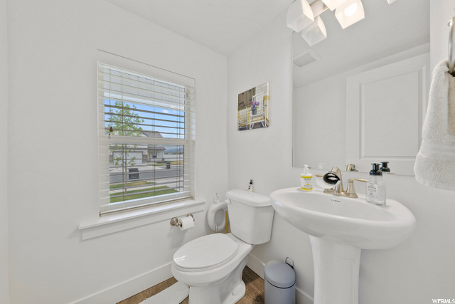 1374 E 340 S, Hyrum, UT 84319 — photo 11