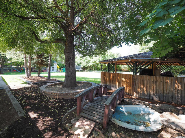 3956 S 2000 E, Holladay, UT 84124 — photo 11