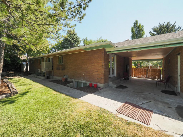3956 S 2000 E, Holladay, UT 84124 — photo 7