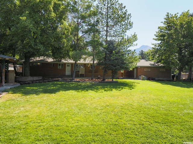 3956 S 2000 E, Holladay, UT 84124 — photo 9